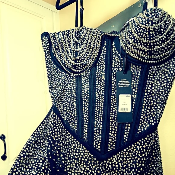 DRESS - Picture 3 of 4